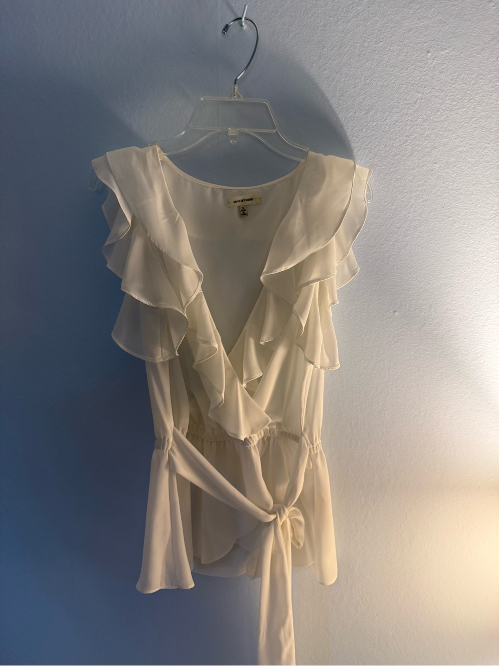 Max Studio Cream Ruffle V-Neck Tie-Waist Blouse
